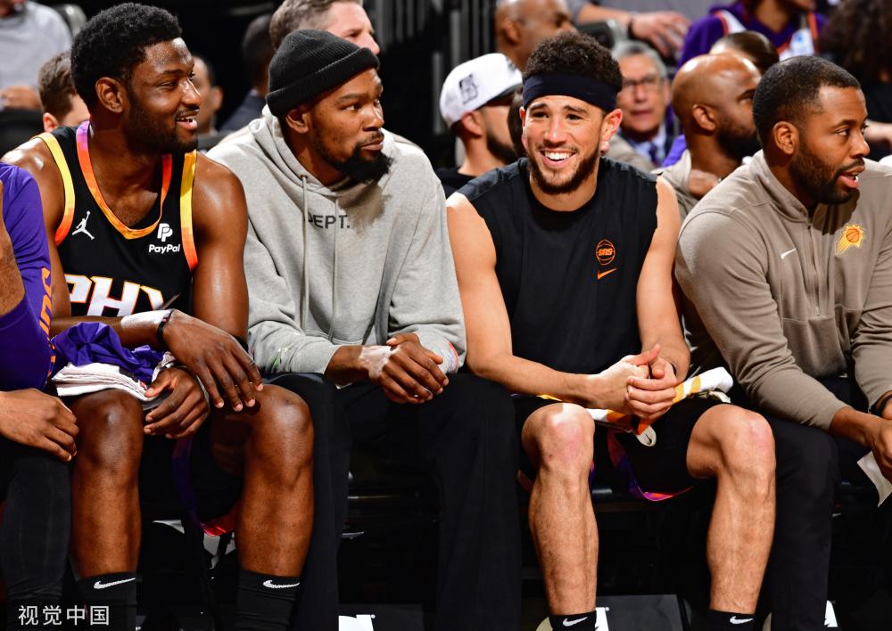 她的排名从 她的排名从